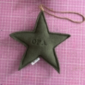 Erinnerungsstern mit maschineller Bestickung